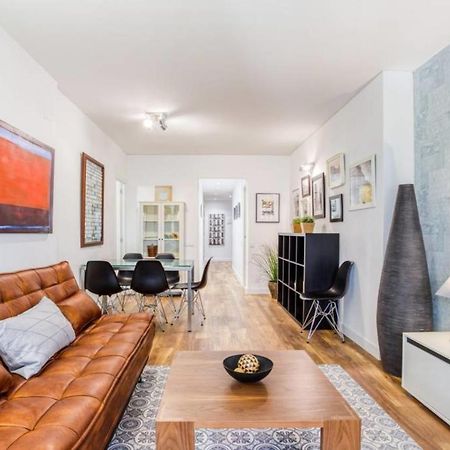 Nice And Cozy 4 Bedroom In Sants-Montjuic Bcn バルセロナ エクステリア 写真